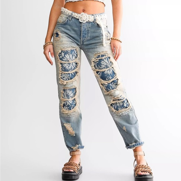 Free People Denim - NWOT! Free people Desert Rose Straight Distressed Floral Jean